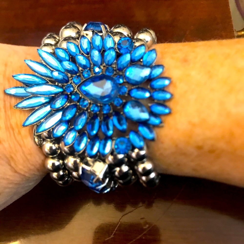 Vintage Tracy Lynn statement stretch bracelet